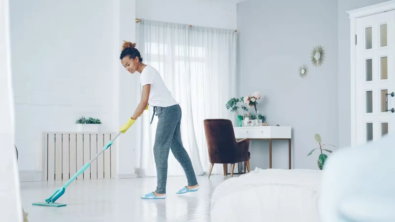 Reinigungsfirma Wiesbaden – professionelles Reinigungsteam